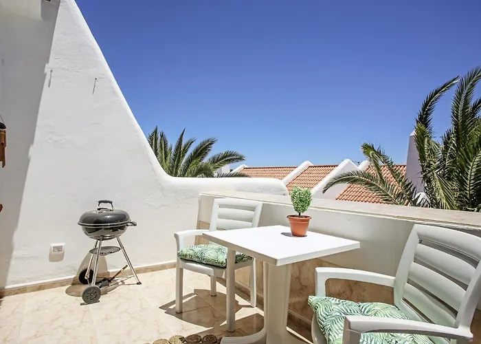 Club 202 Апартаменты *