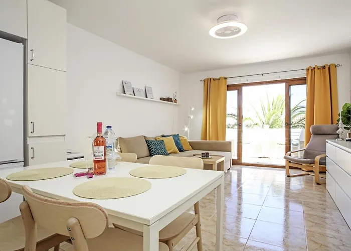 Club 202 Апартаменты